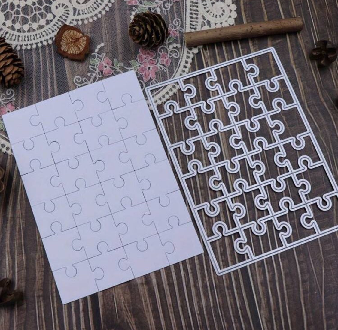 Metallic cutting die puzzle