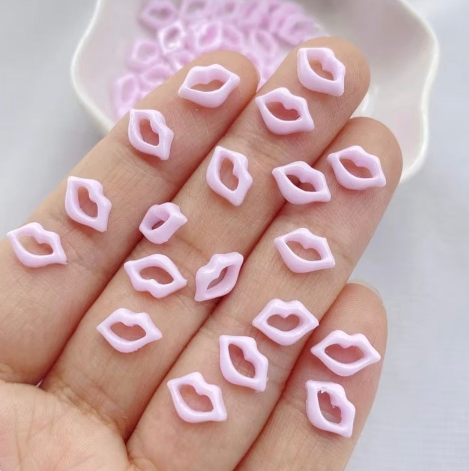100 lips resin